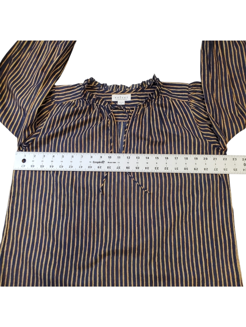 Velvet by Graham & Spencer Striped Tie-Neck Blouse Size Small - Picture 8 of 11